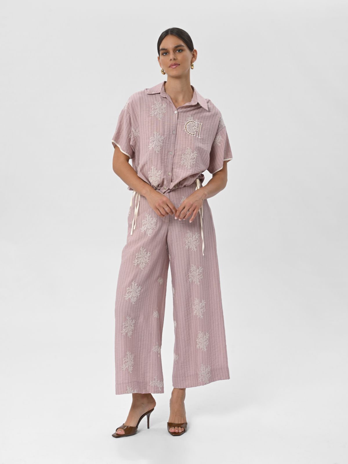 Pembe Çizgili